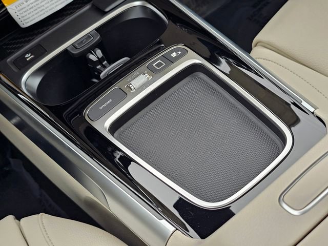 New 2026 Mercedes-Benz GLB 250 4MATIC image 35