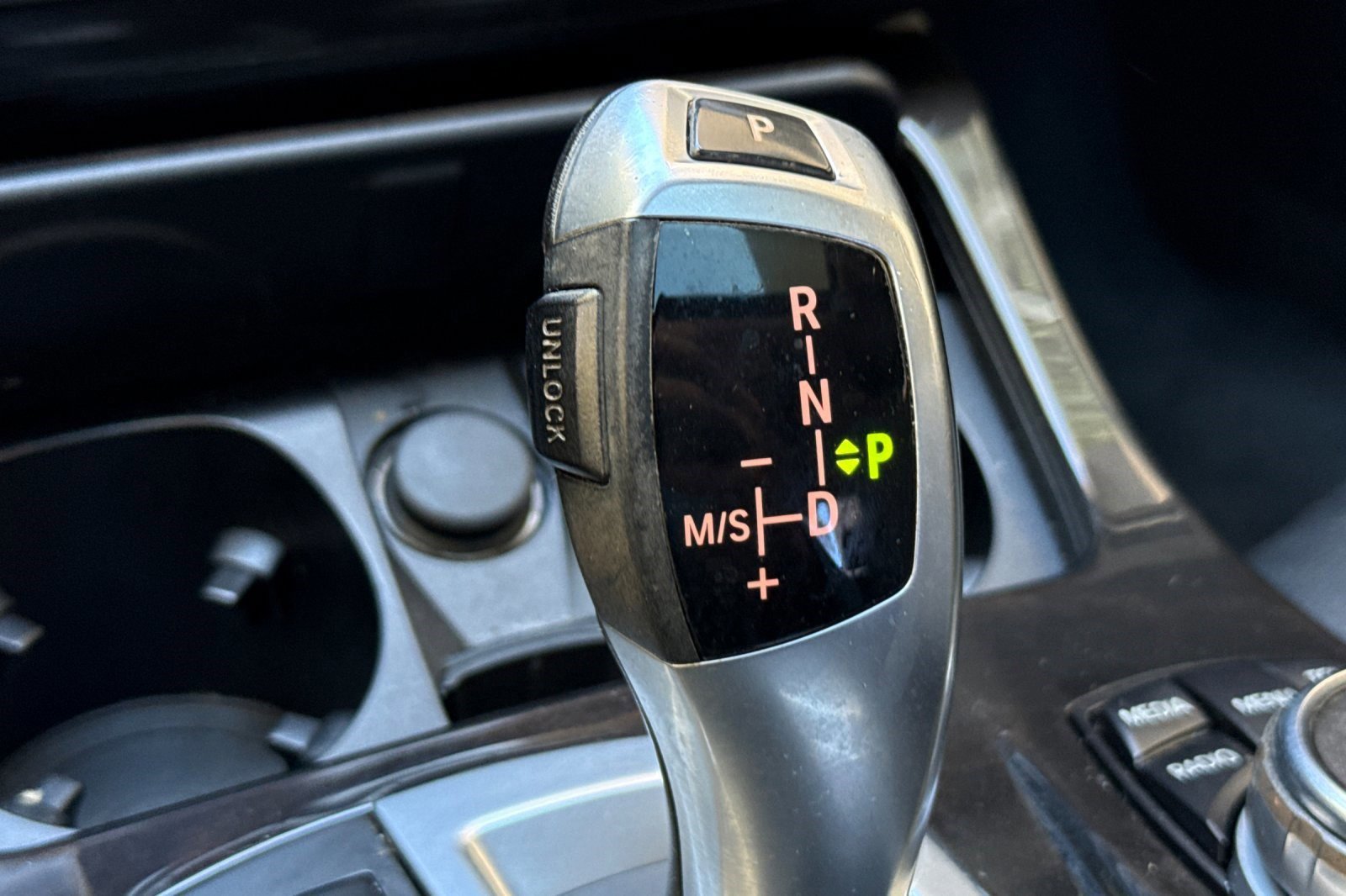 Used 2015 BMW 528i Sedan image 16