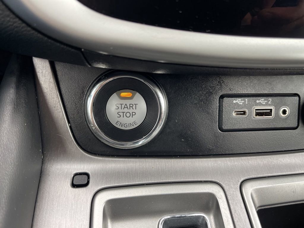 Used 2022 Nissan Murano SV image 13