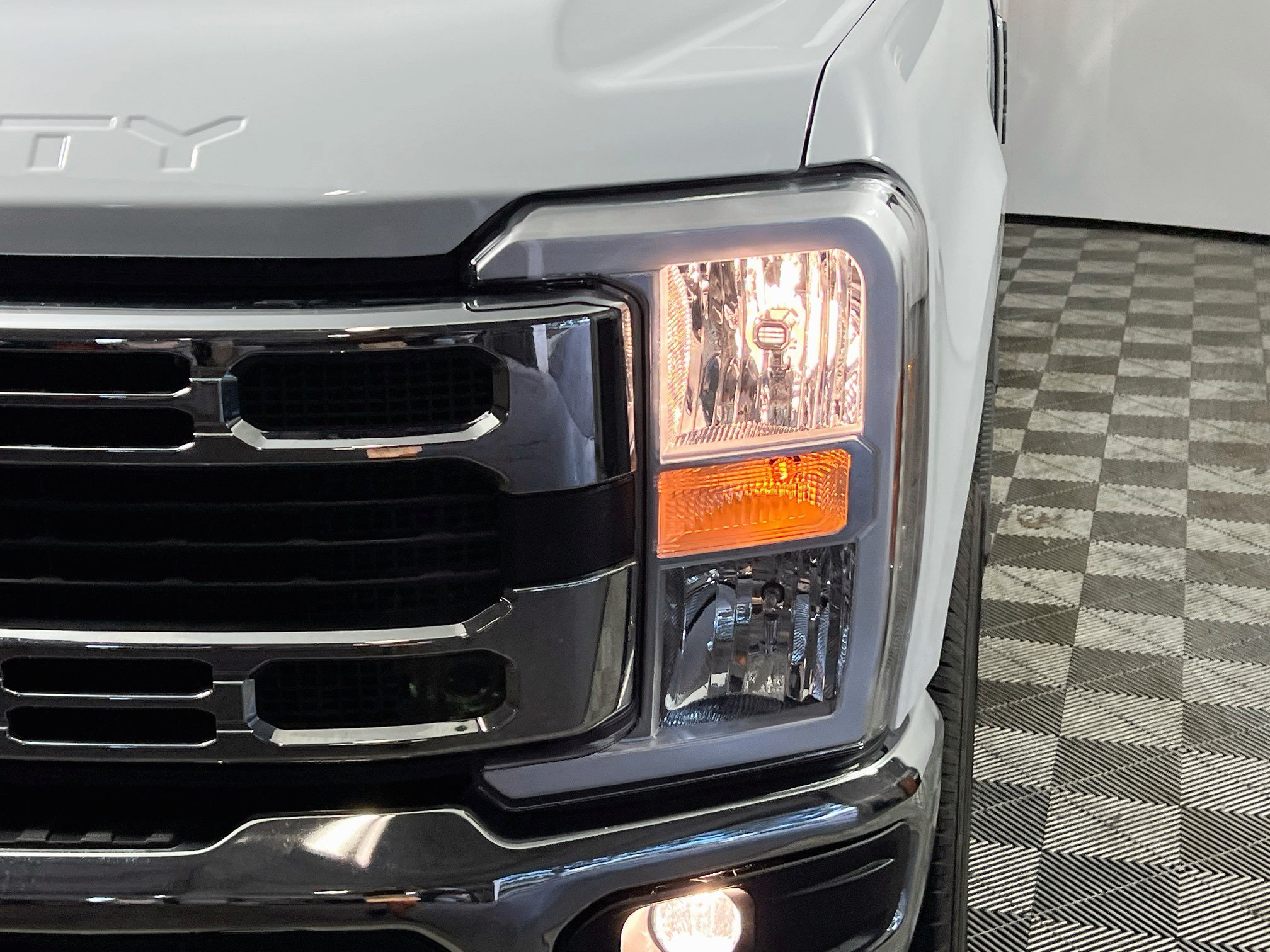 Used 2026 Ford F250 XLT AWD/4WD image 11