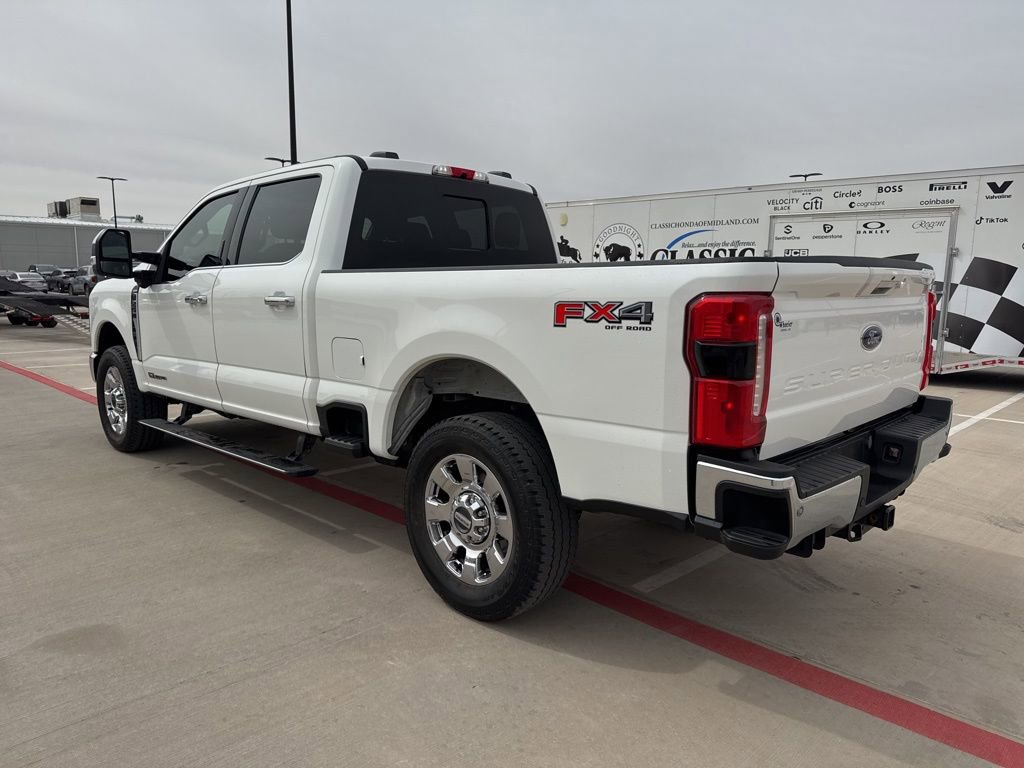Used 2023 Ford F250 Lariat w/ Lariat Ultimate Package image 3