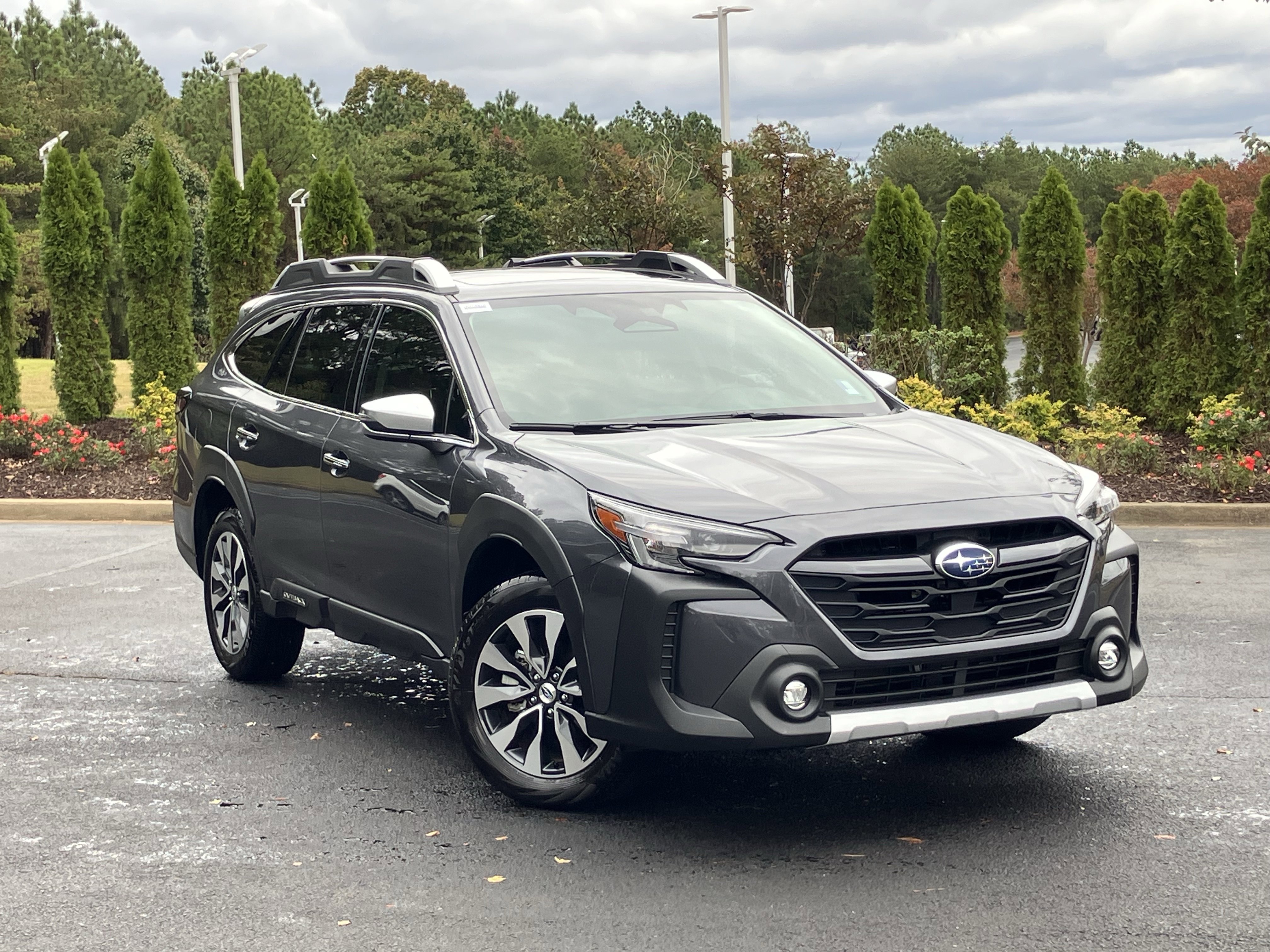 Used 2025 Subaru Outback Touring XT video 2