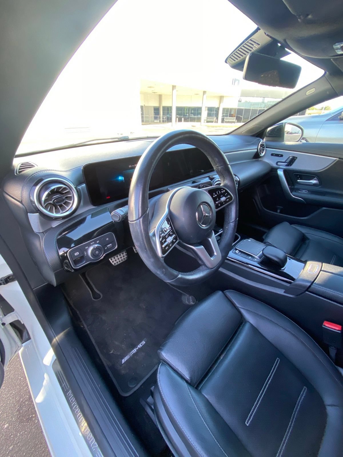 Used 2022 Mercedes-Benz CLA 250 image 9