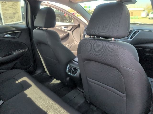 Used 2023 Chevrolet Malibu LT FWD image 34