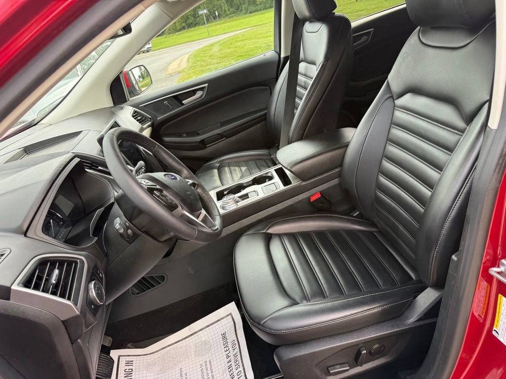 Certified 2024 Ford Edge SEL w/ Convenience Package AWD/4WD image 10