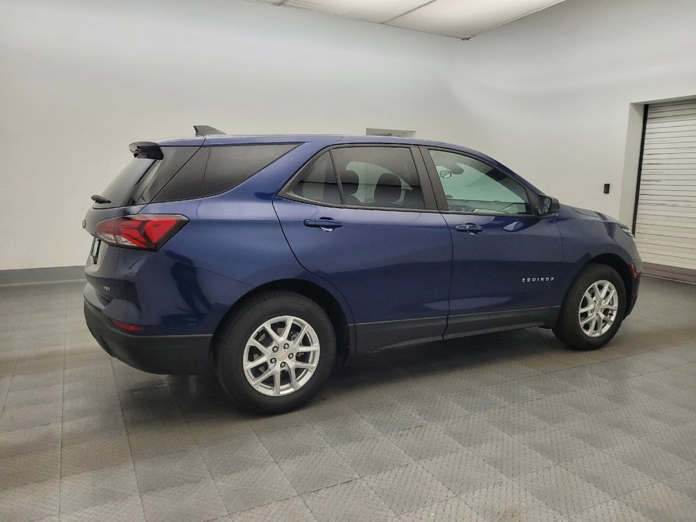 Used 2022 Chevrolet Equinox LS w/ LS Convenience Package AWD/4WD image 10