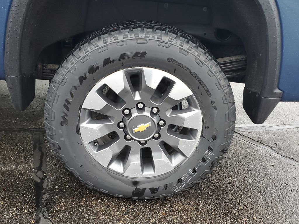 New 2026 Chevrolet Silverado 2500 LT w/ All Star Edition AWD/4WD image 5