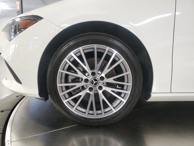 Used 2023 Mercedes-Benz CLA 250 4MATIC image 29