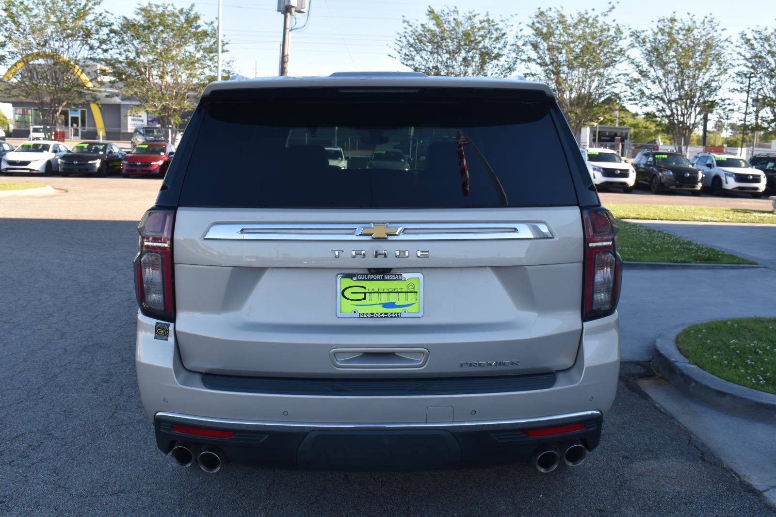 Used 2021 Chevrolet Tahoe Premier w/ Premium Package RWD image 9