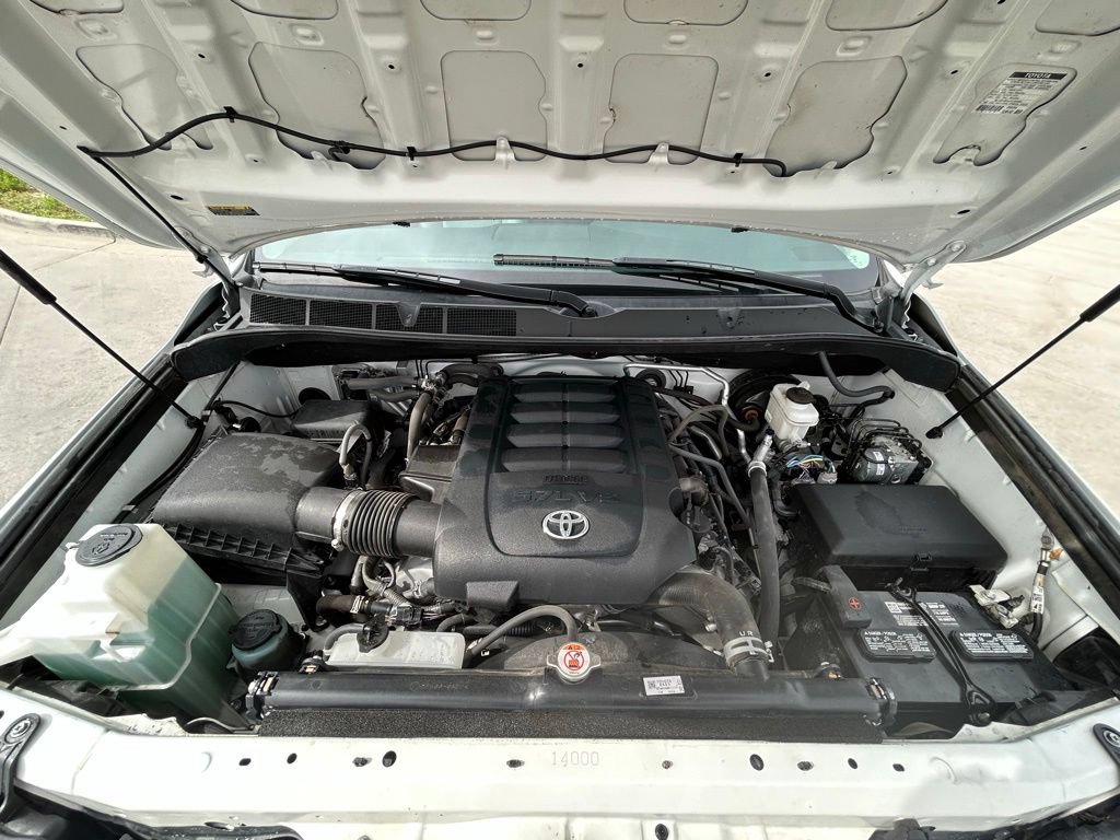 Used 2022 Toyota Sequoia Limited AWD/4WD image 34