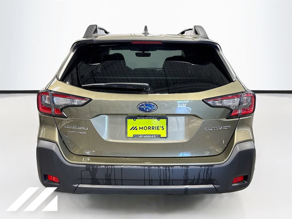 Used 2024 Subaru Outback Premium AWD/4WD image 6