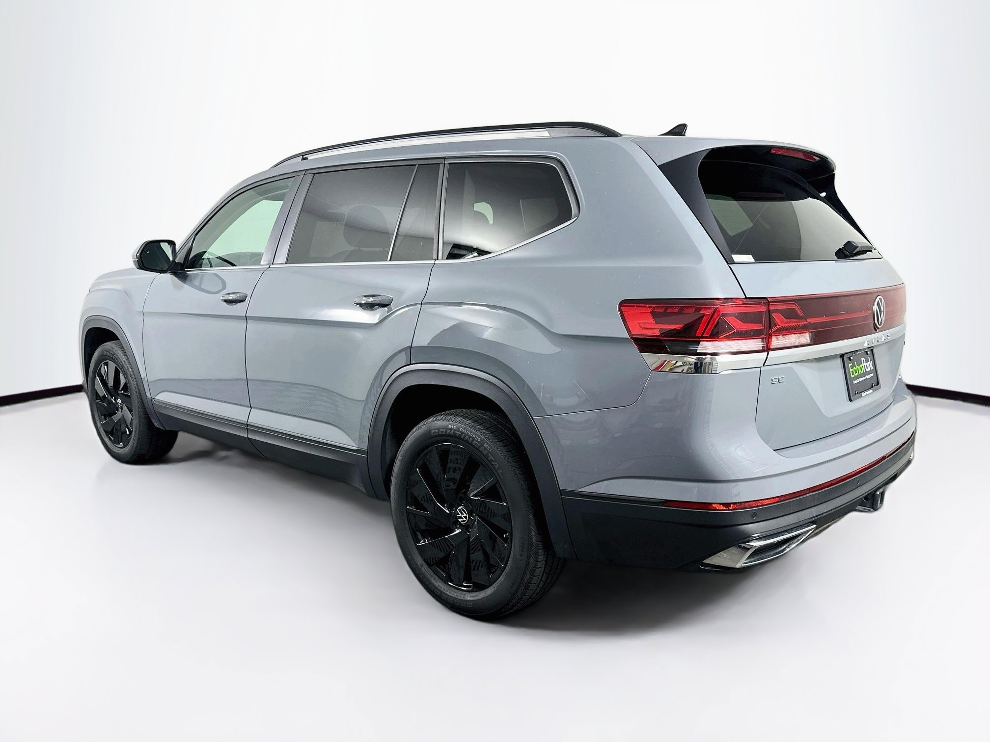 Used 2025 Volkswagen Atlas SE AWD/4WD image 5