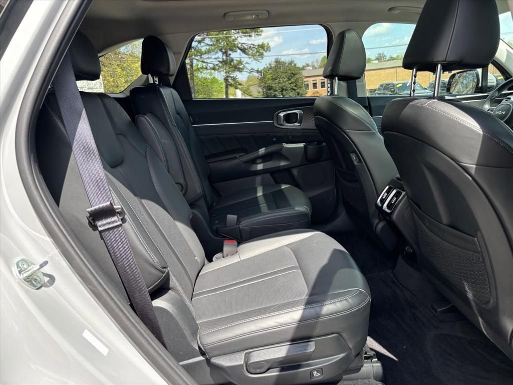Used 2024 Kia Sorento SX image 13