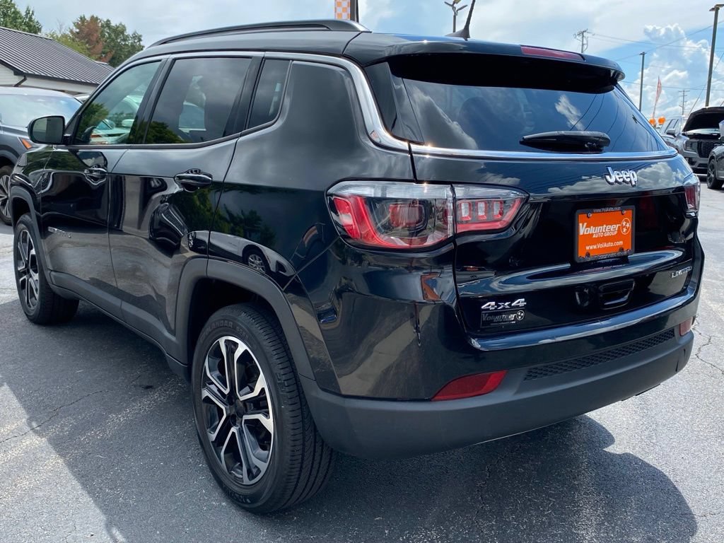 Used 2022 Jeep Compass Limited AWD/4WD image 8