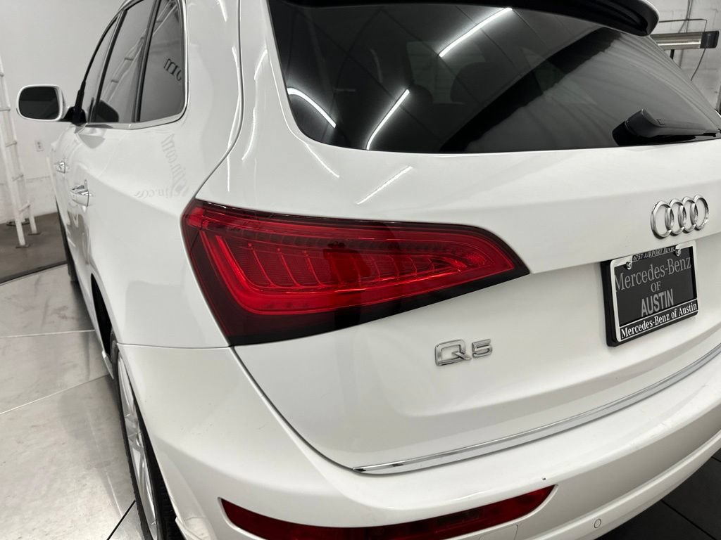 Used 2017 Audi Q5 2.0T Premium Plus w/ Technology Package AWD/4WD image 12