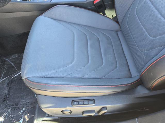 Used 2025 Volkswagen Jetta GLI Autobahn FWD image 29