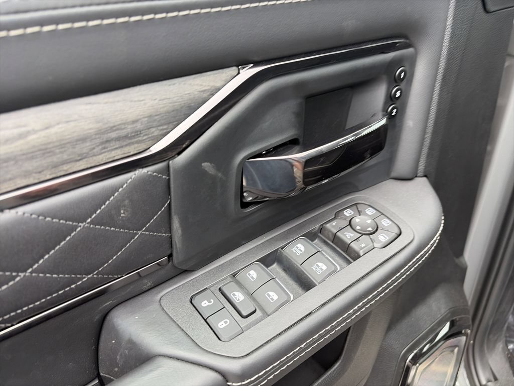 New 2026 RAM 2500 Limited AWD/4WD image 18