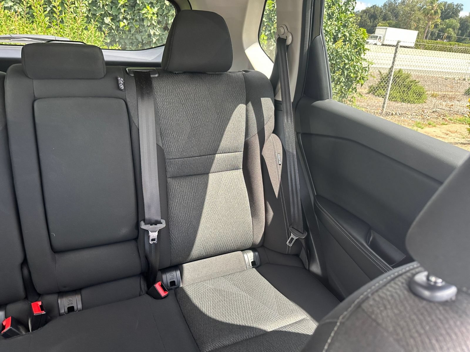 Used 2025 Nissan Rogue SV FWD image 39