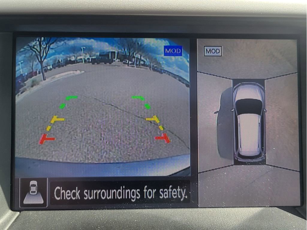 Used 2019 Nissan Pathfinder Platinum AWD/4WD image 7