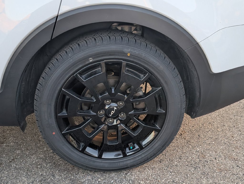 Used 2022 Kia Telluride EX w/ EX Premium Package AWD/4WD image 23