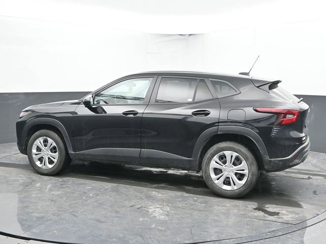 Used 2024 Chevrolet Trax LS image 6