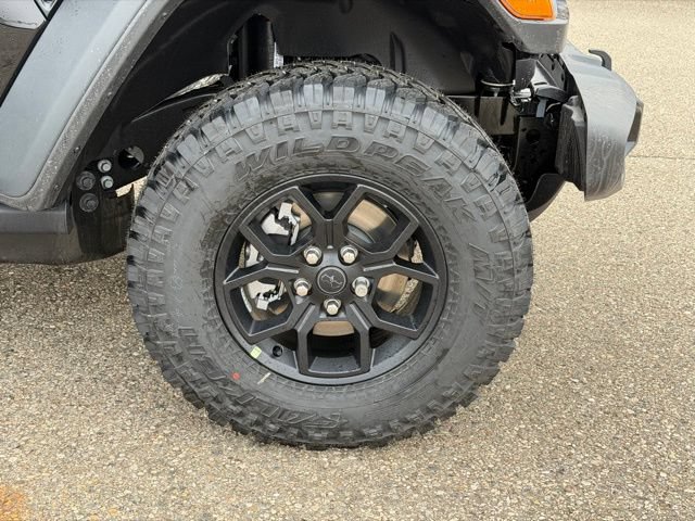 Used 2026 Jeep Wrangler Unlimited Sport AWD/4WD image 5