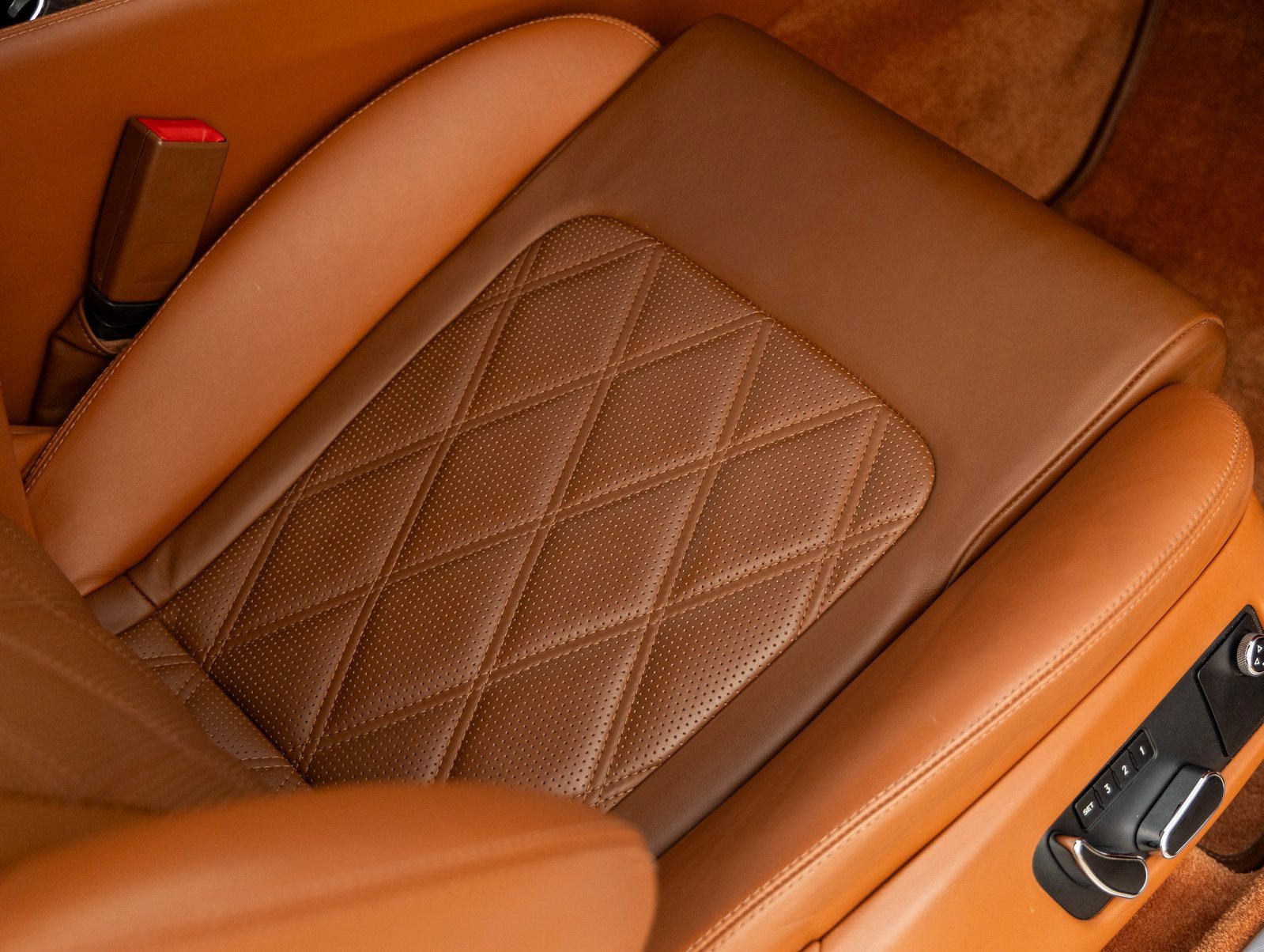 Used 2013 Bentley Continental GT image 36