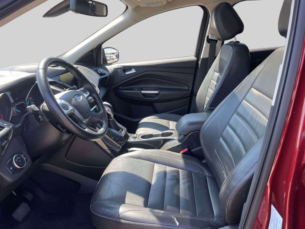 Used 2015 Ford Escape Titanium w/ Equipment Group 301A AWD/4WD image 15