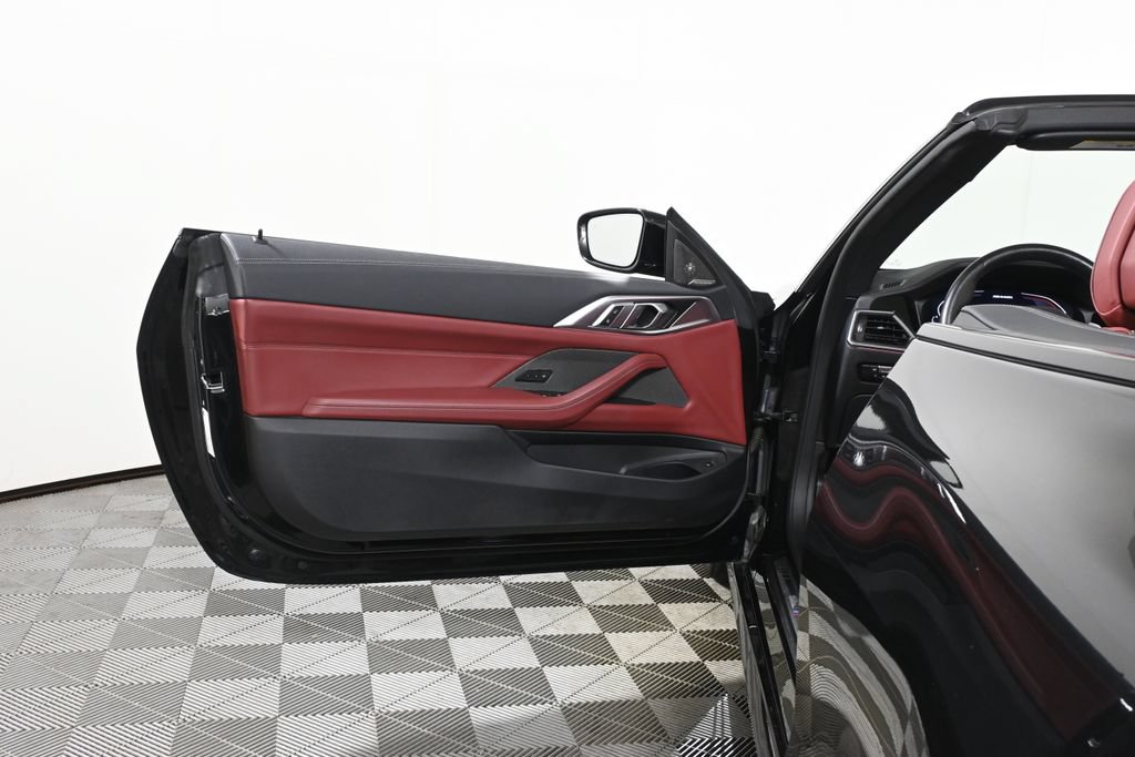 Used 2021 BMW M440i Convertible w/ Premium Package RWD image 32