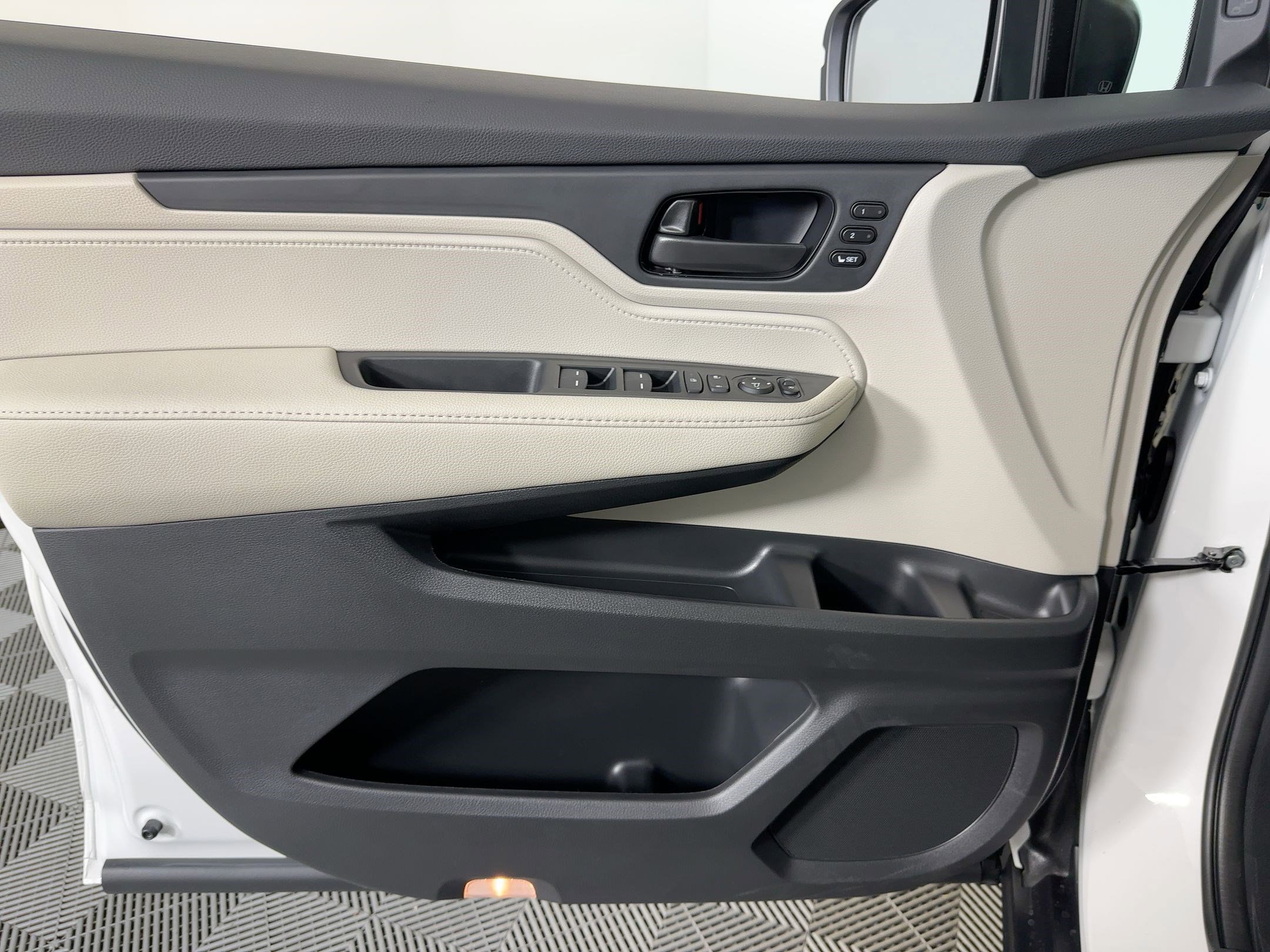New 2026 Honda Odyssey EX-L image 12