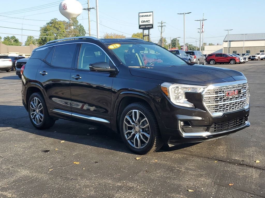 Certified 2022 GMC Terrain Denali w/ Denali Premium Package image 2