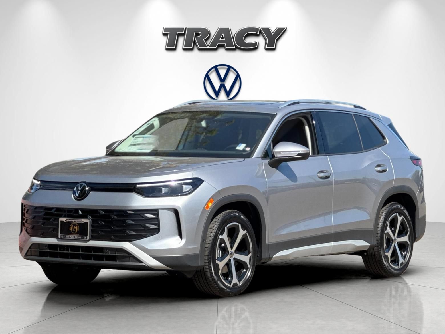New 2026 Volkswagen Tiguan SE FWD image 8