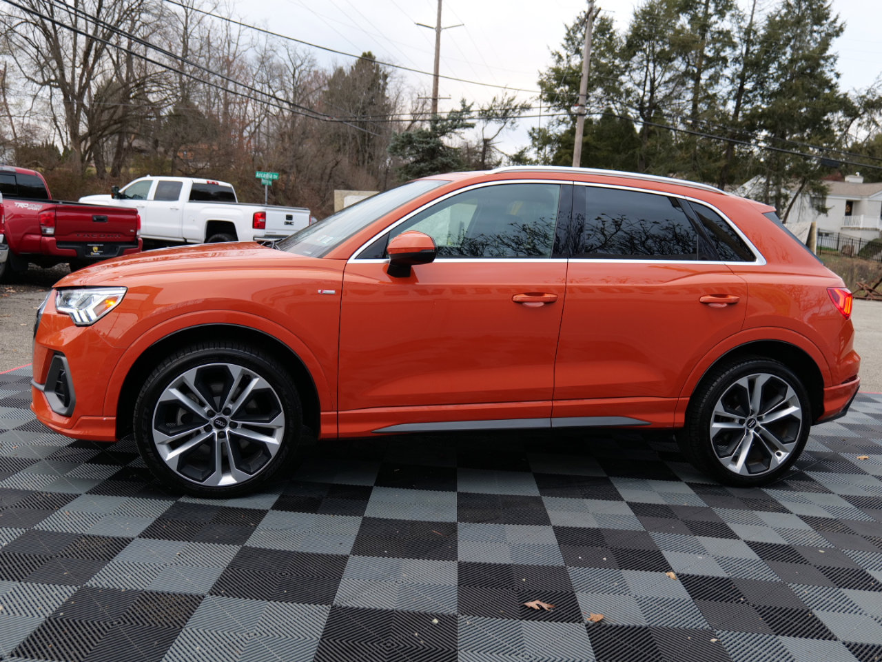Used 2019 Audi Q3 2.0T Premium Plus w/ Premium Plus Package image 9