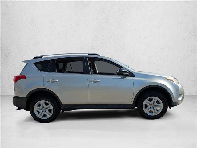 Used 2014 Toyota RAV4 LE image 4