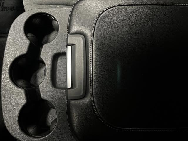 Used 2023 RAM 2500 Big Horn w/ Night Edition image 18