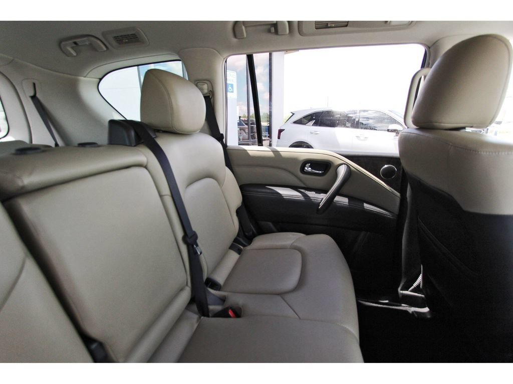 Used 2023 INFINITI QX80 Premium Select w/ All-Season Package RWD image 13