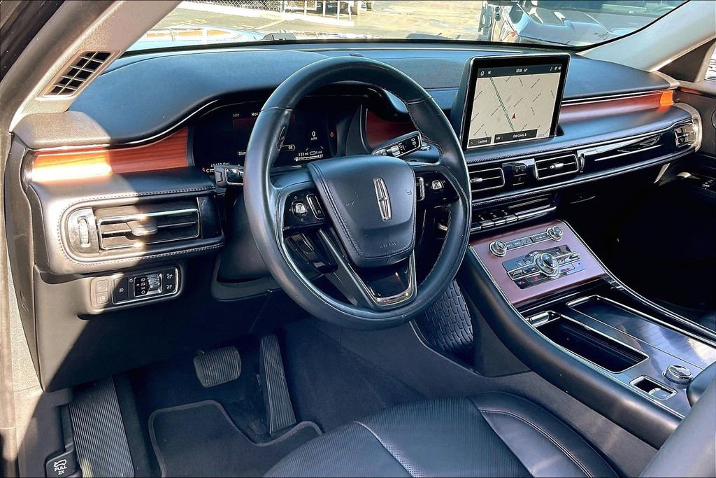 Used 2021 Lincoln Aviator Grand Touring AWD/4WD image 12