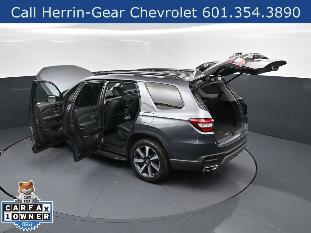 Used 2023 Honda Pilot Elite image 47