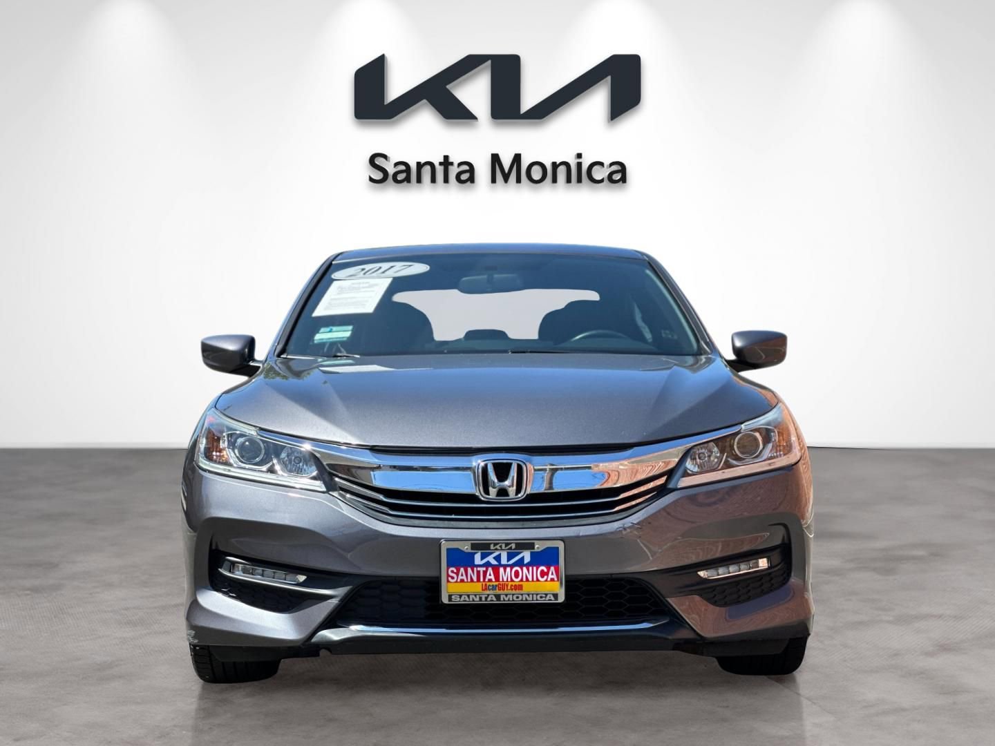 Used 2017 Honda Accord Sport image 9