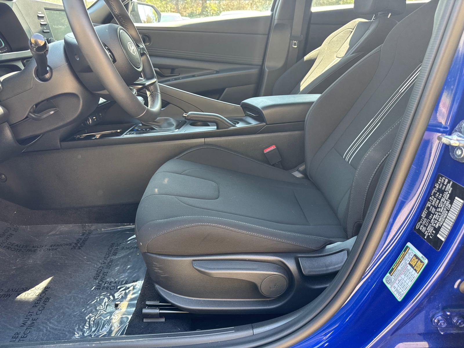 Used 2025 Hyundai Elantra Sport image 9