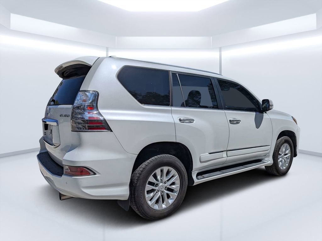 Used 2014 Lexus GX 460 w/ Premium Package image 3