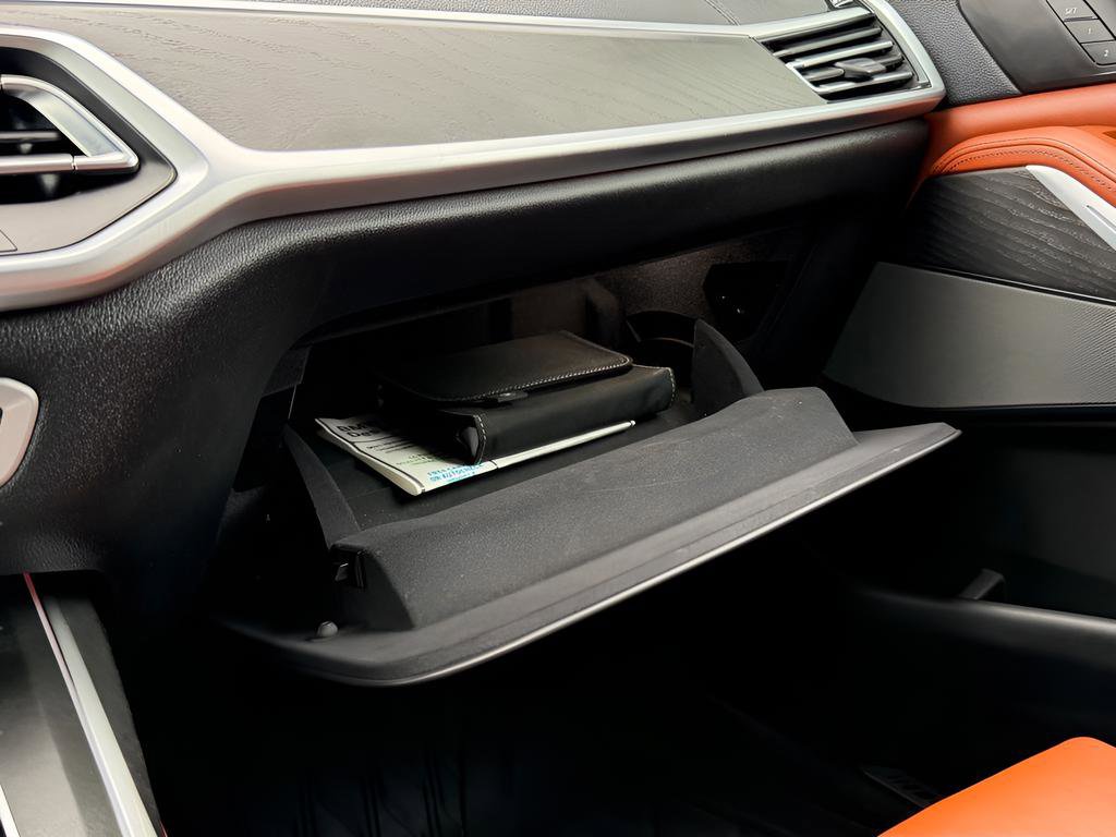 Used 2022 BMW X7 M50i AWD/4WD image 54