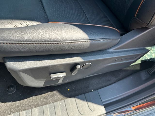 New 2025 Ford F150 Lariat w/ Equipment Group 502A High image 28