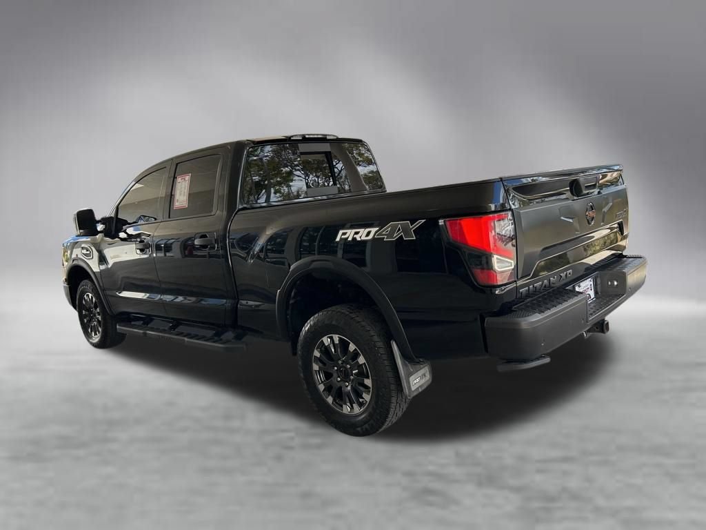 Used 2021 Nissan Titan PRO-4X w/ Pro-4x Convenience Package AWD/4WD image 4