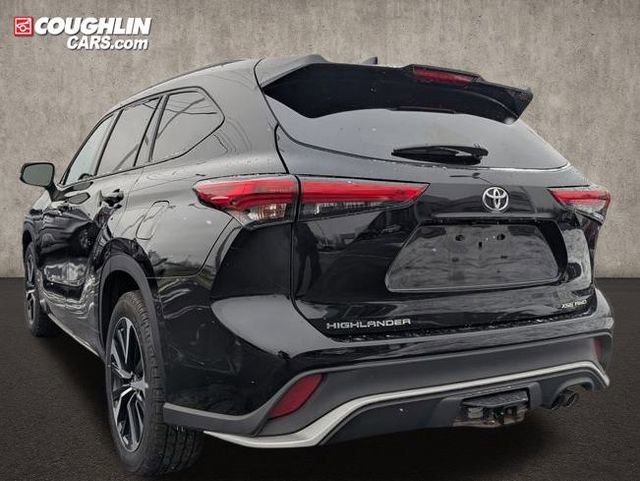 Used 2021 Toyota Highlander XSE image 5