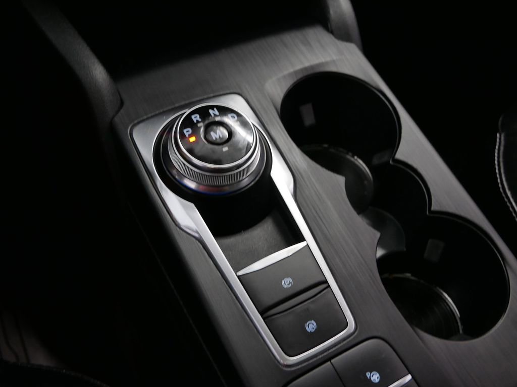 Used 2020 Ford Escape Titanium image 41