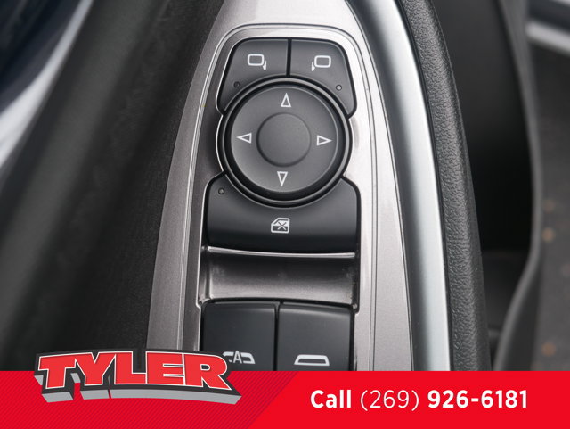 Used 2024 Chevrolet Malibu LT FWD image 21