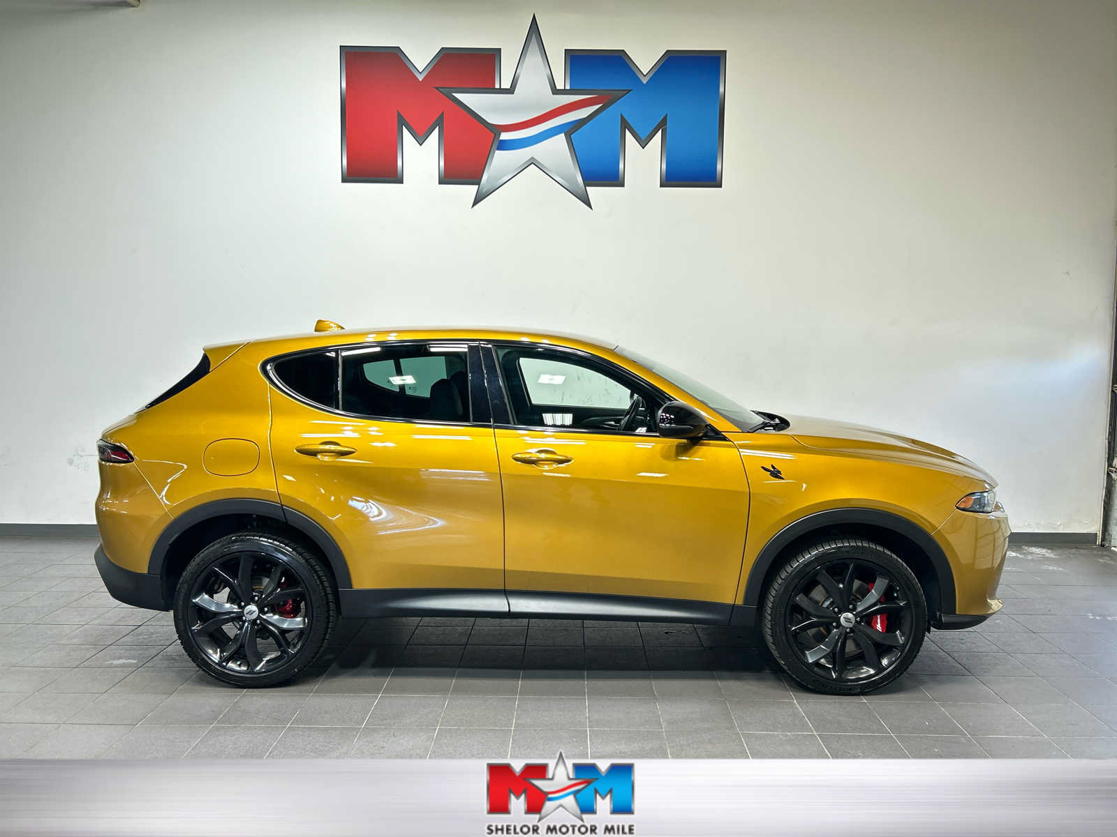 Used 2023 Dodge Hornet GT w/ Cold Weather Group AWD/4WD image 1