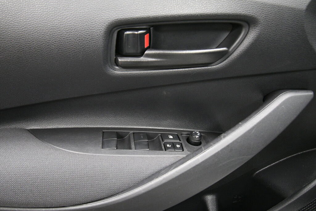 Certified 2024 Toyota Corolla LE image 11