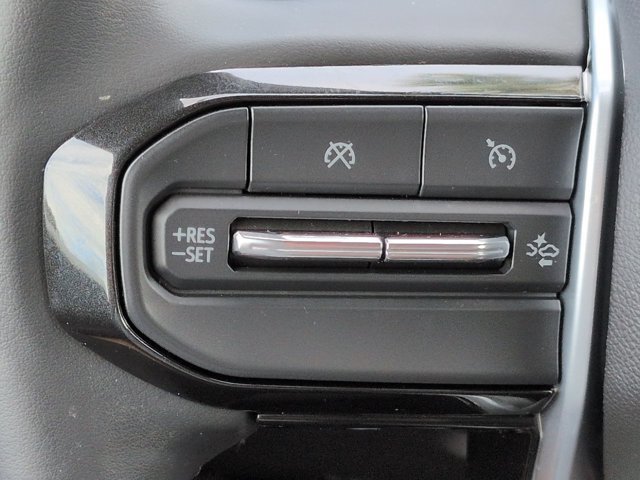 Used 2025 Chevrolet Colorado LT w/ LT Convenience Package AWD/4WD image 25